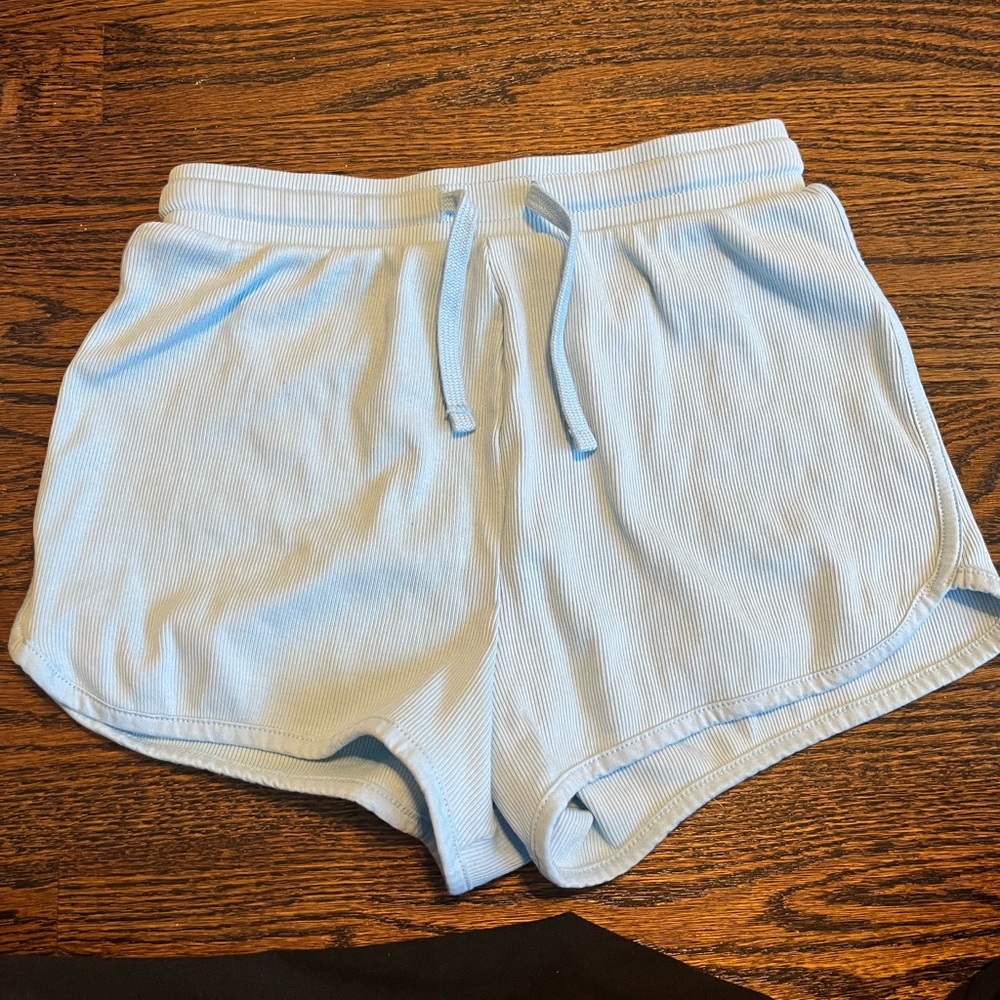 The cutest sky blue zara shorts!! Brighter in person💙